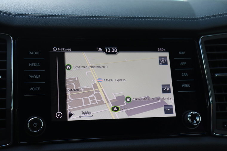 Vehicle Image 21