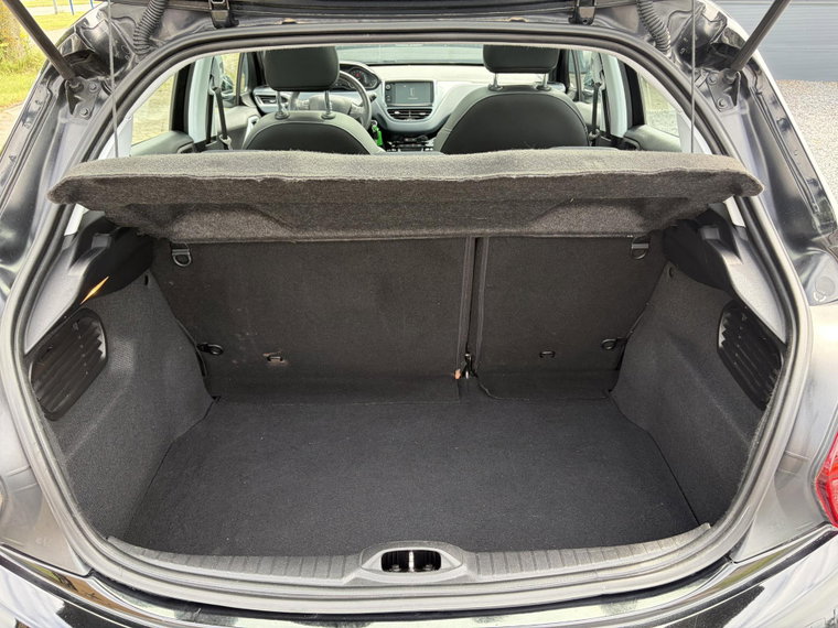 Vehicle Image 39