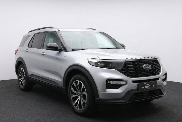 Vehicle Image 7