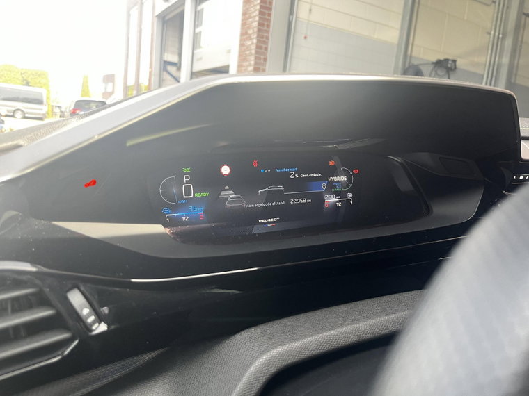 Vehicle Image 21