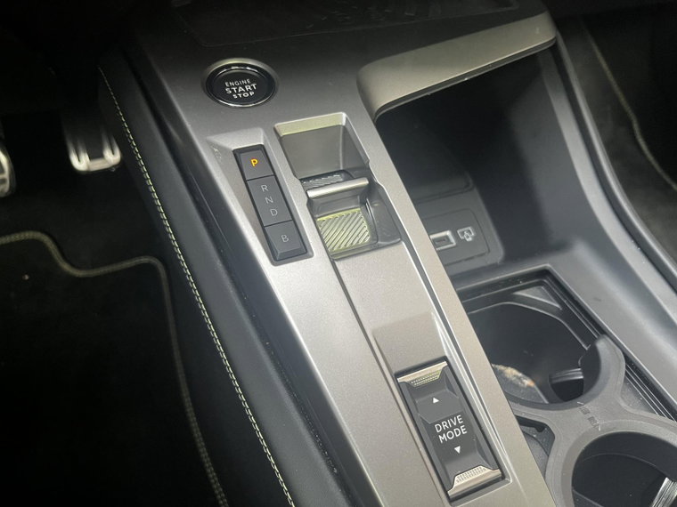 Vehicle Image 22