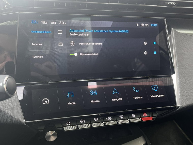 Vehicle Image 37