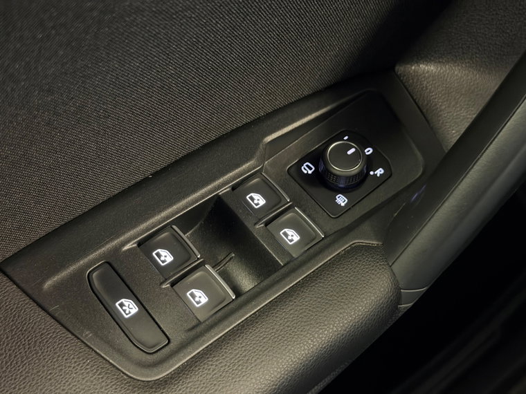 Vehicle Image 27