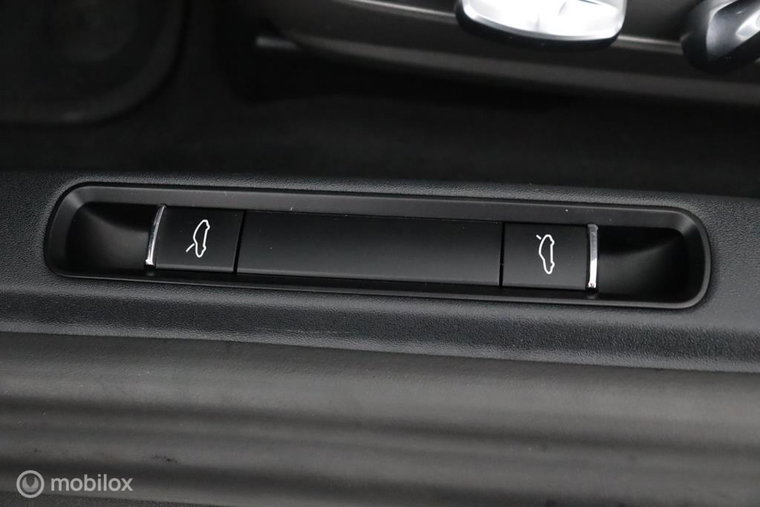 Vehicle Image 40