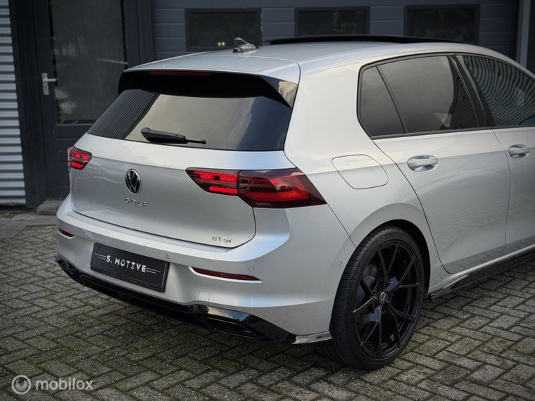 Vehicle Image 28