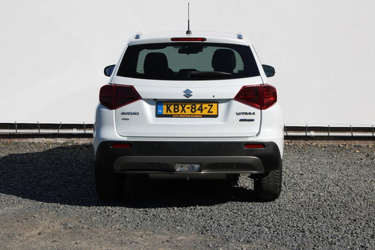 Vehicle Image 12