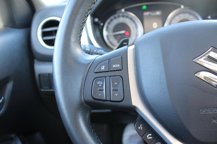 Vehicle Image 18