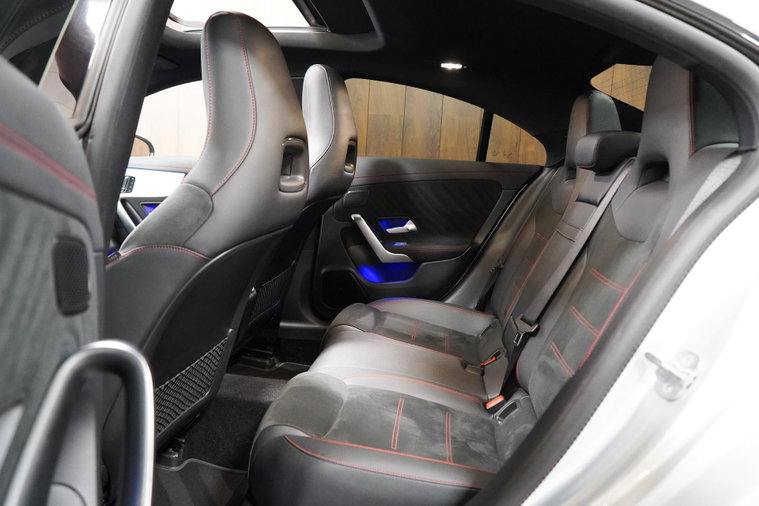 Vehicle Image 37