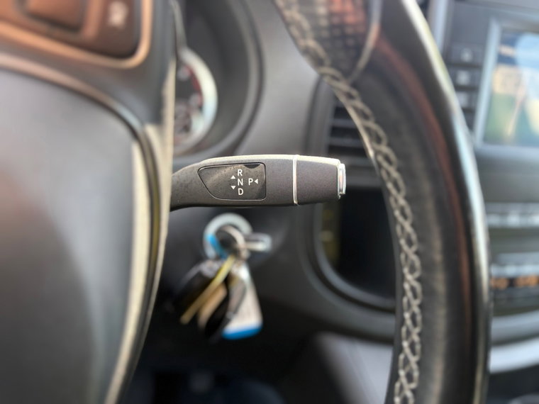 Vehicle Image 23