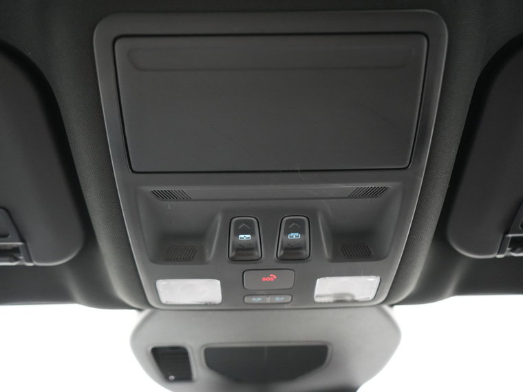 Vehicle Image 38
