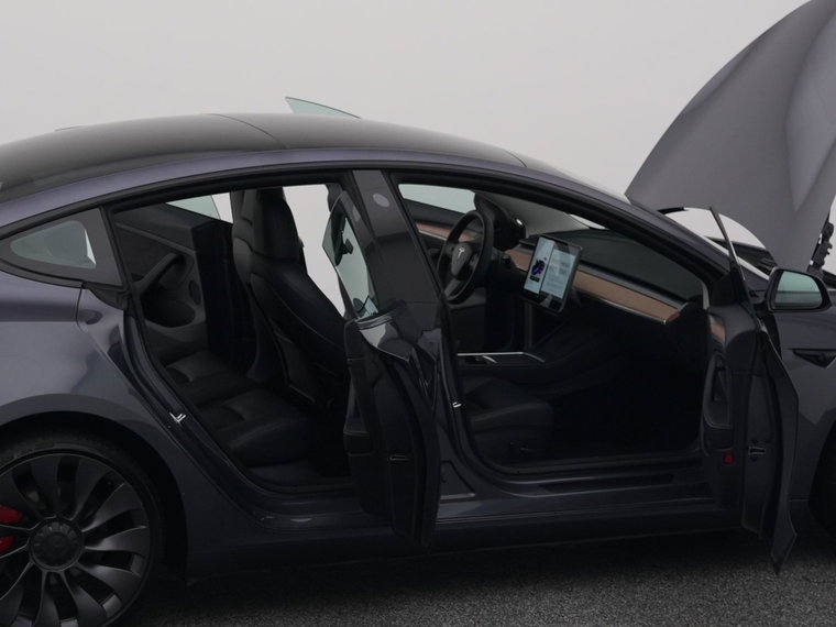 Vehicle Image 35