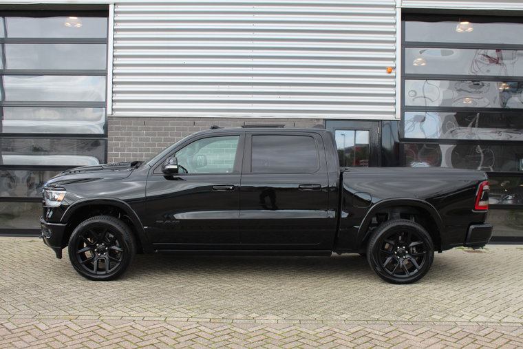 Vehicle Image 21