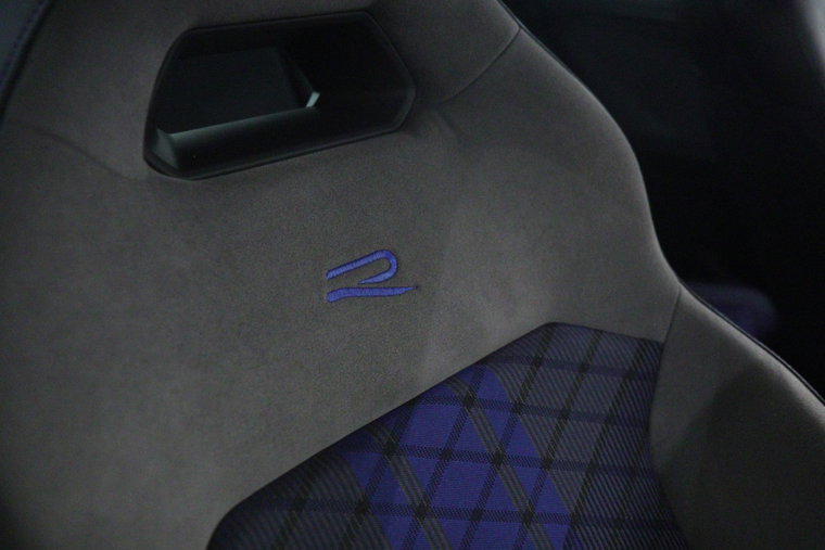 Vehicle Image 46