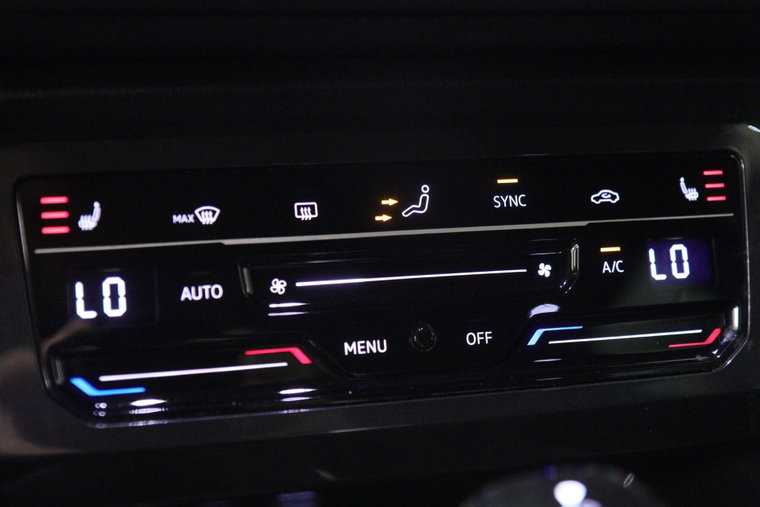 Vehicle Image 56