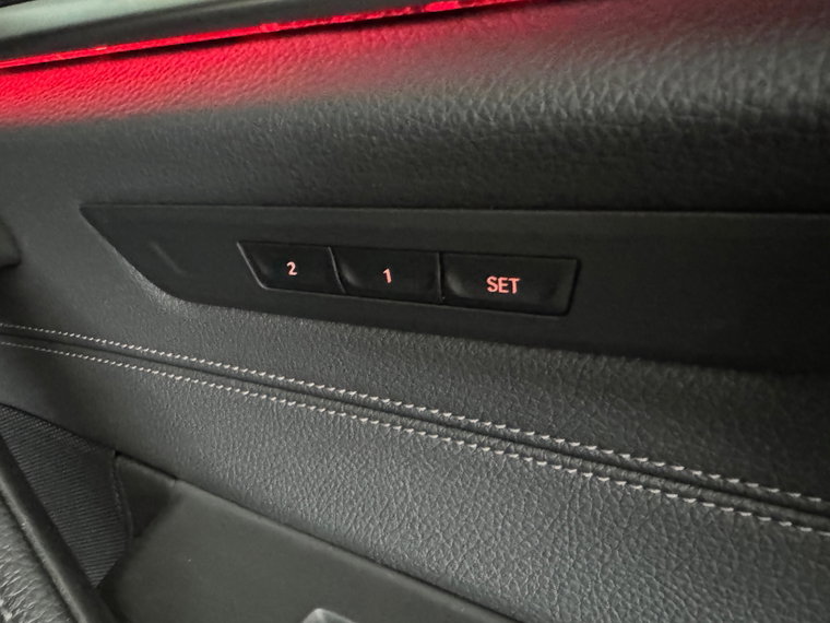 Vehicle Image 39
