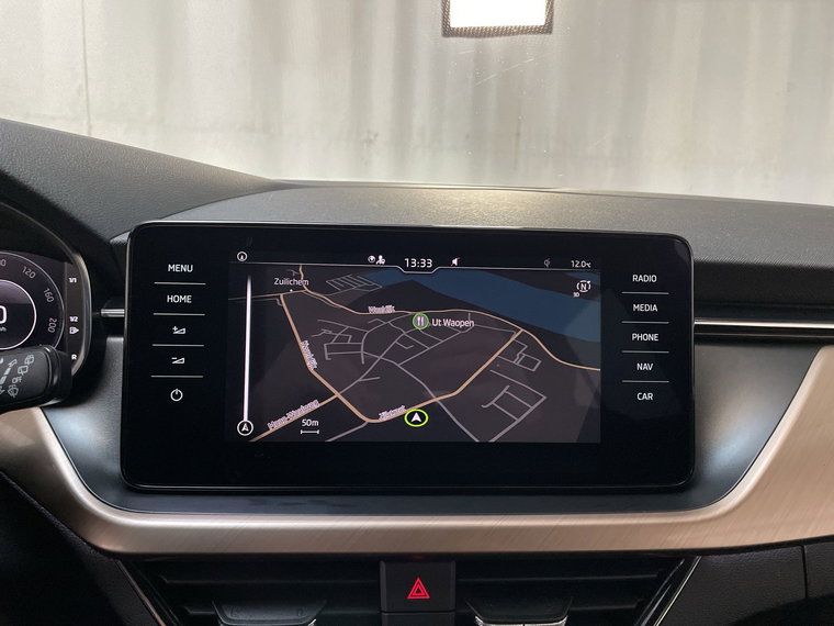 Vehicle Image 21