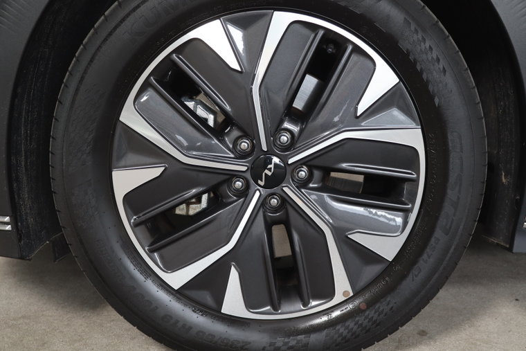 Vehicle Image 20