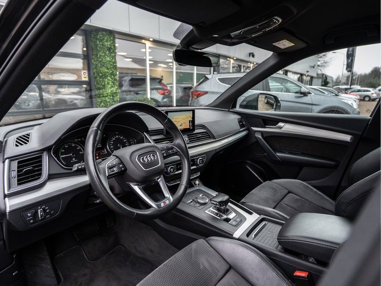 Vehicle Image 15