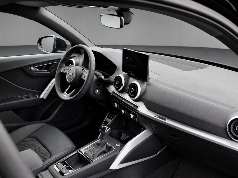 Vehicle Image 12
