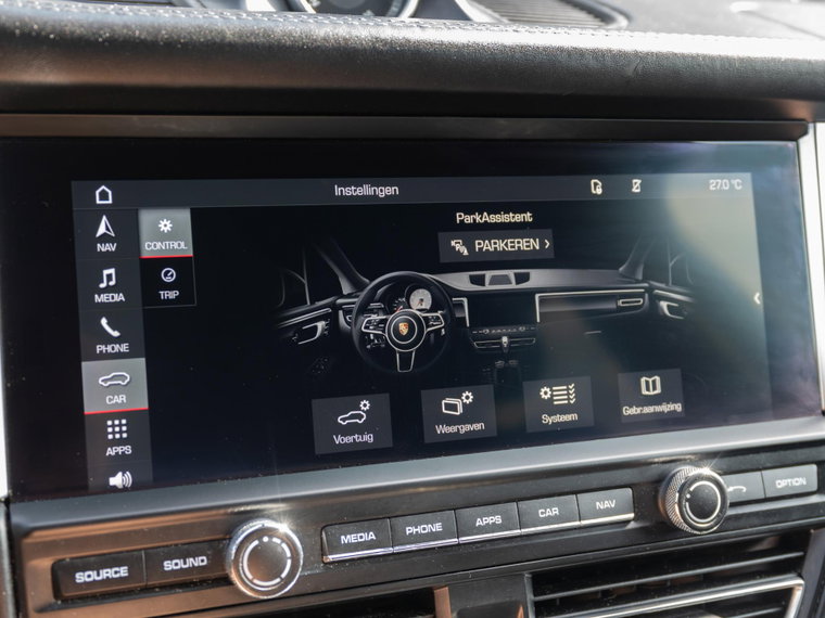 Vehicle Image 38