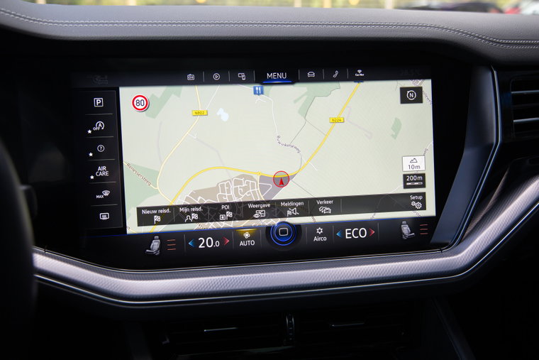 Vehicle Image 16