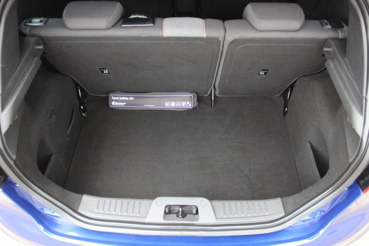 Vehicle Image 38