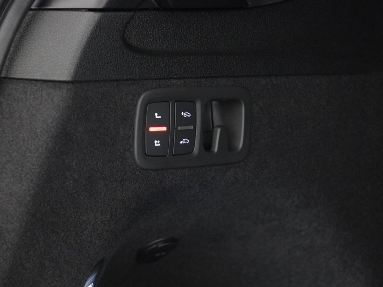 Vehicle Image 56