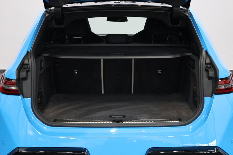 Vehicle Image 35