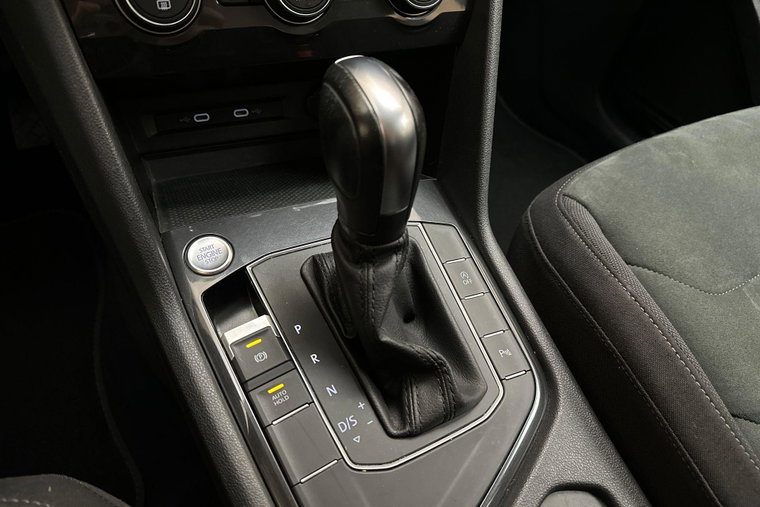 Vehicle Image 27
