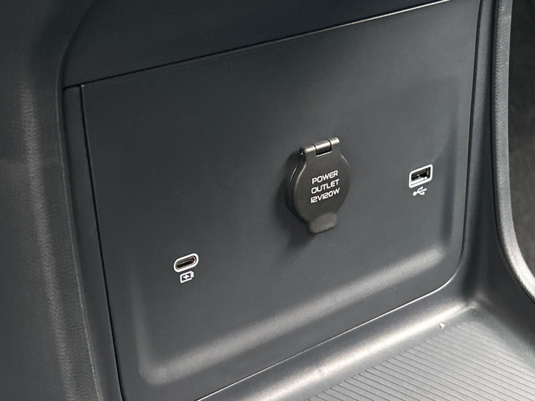 Vehicle Image 36