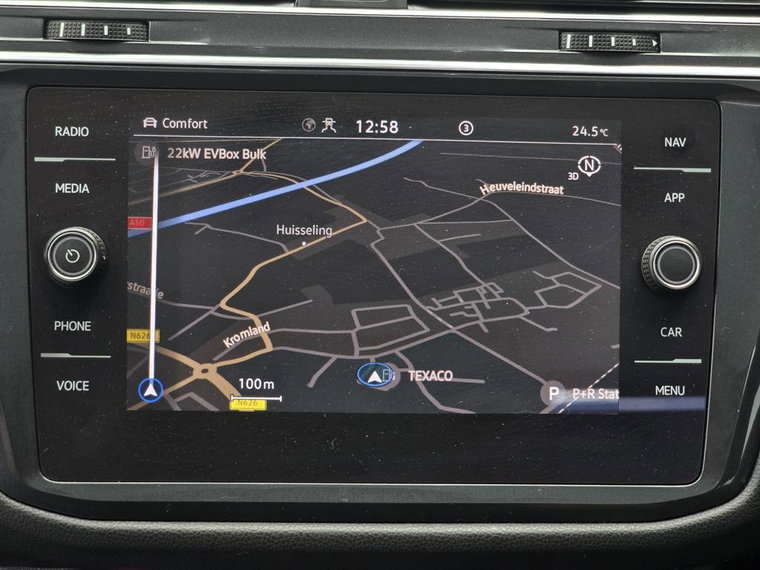 Vehicle Image 22