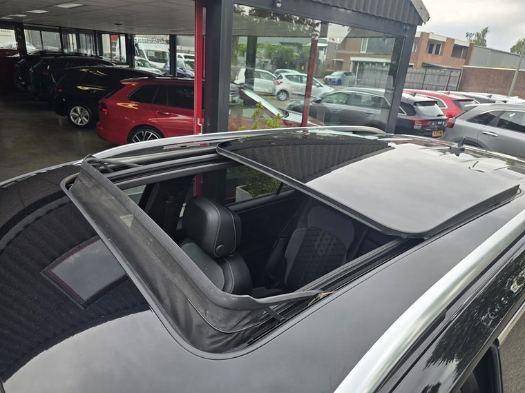 Vehicle Image 40