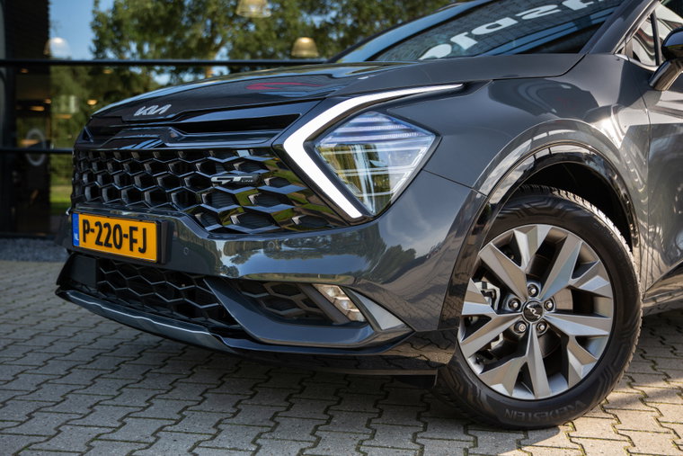 Vehicle Image 7