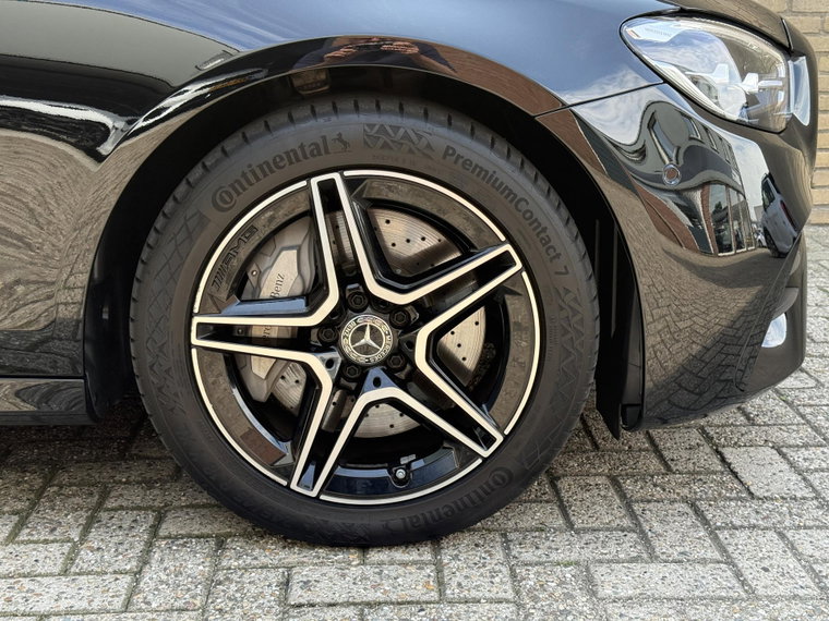 Vehicle Image 40