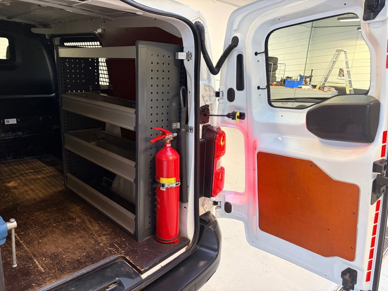 Vehicle Image 35