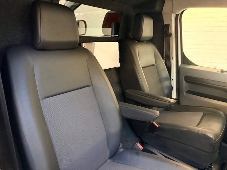 Vehicle Image 39
