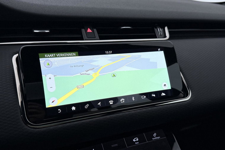 Vehicle Image 25