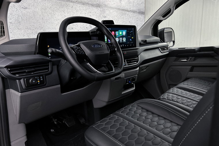 Vehicle Image 21