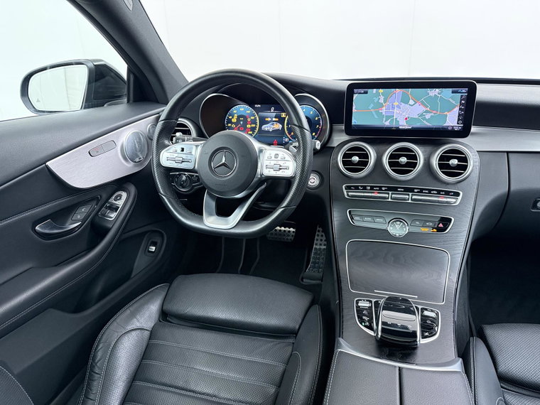 Vehicle Image 32