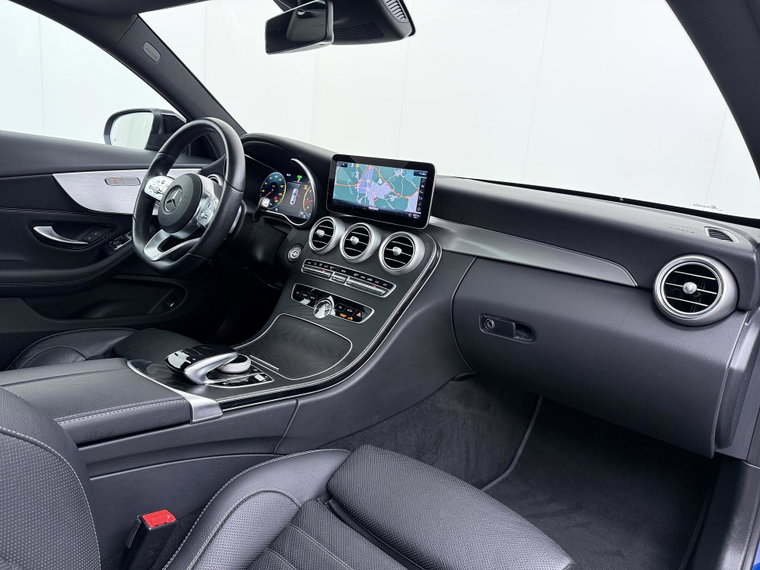 Vehicle Image 48