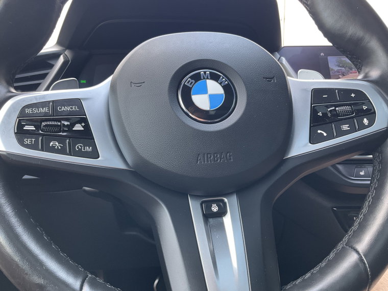 Vehicle Image 27