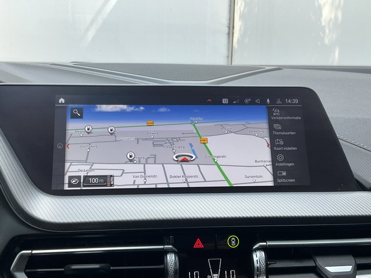 Vehicle Image 38