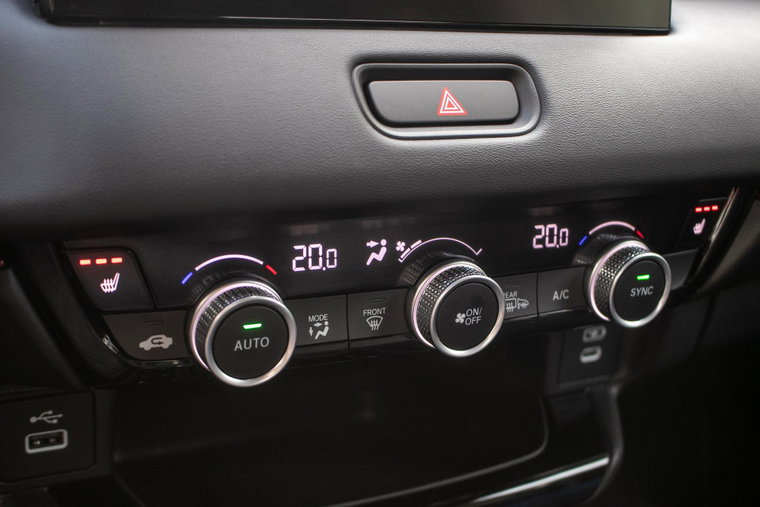 Vehicle Image 23