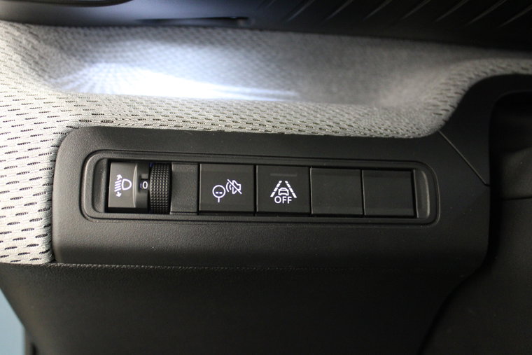 Vehicle Image 21
