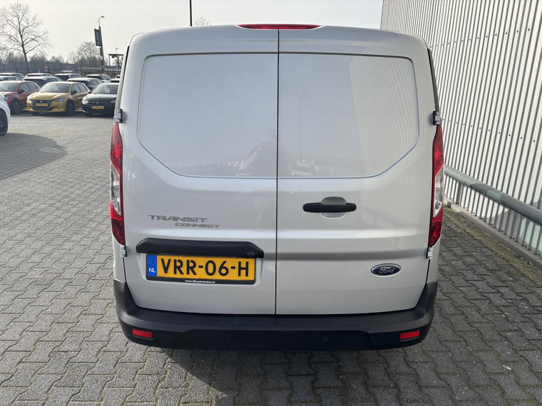 Vehicle Image 26
