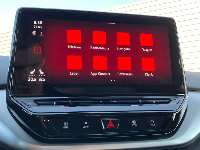 Vehicle Image 17