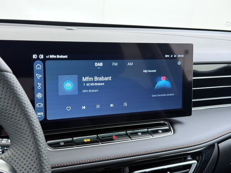 Vehicle Image 36