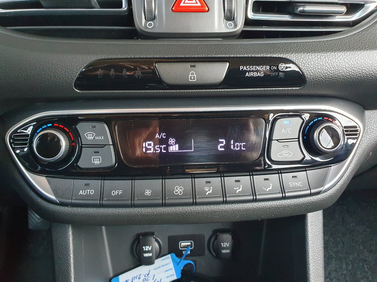 Vehicle Image 34