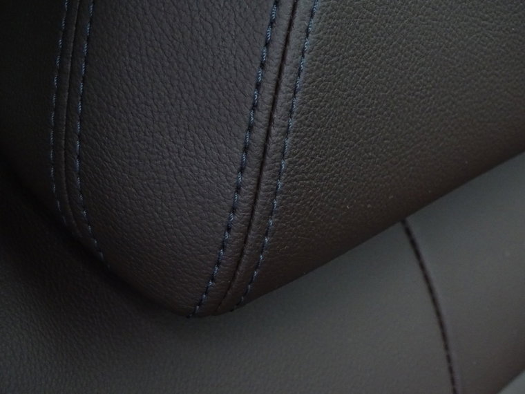 Vehicle Image 36