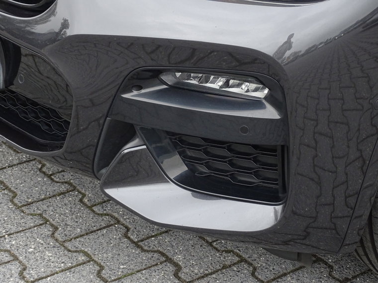 Vehicle Image 52